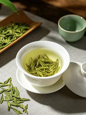 Marca Yuexiang Longjing strălucește puternic